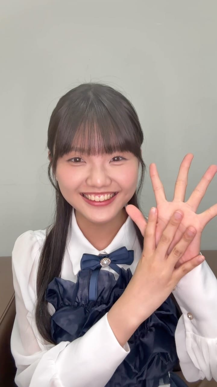 Post 7 by ANGERME (アンジュルム) on Instagram (video)