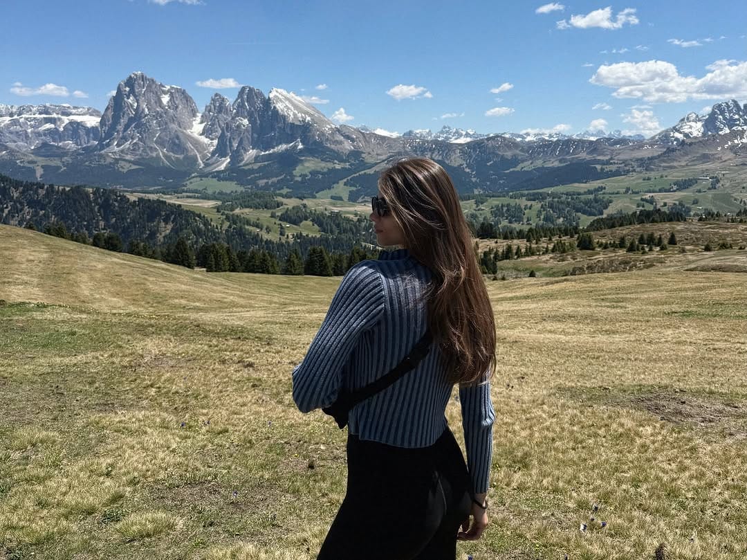 Post 2 by Simona Gemma on Instagram (carousel)