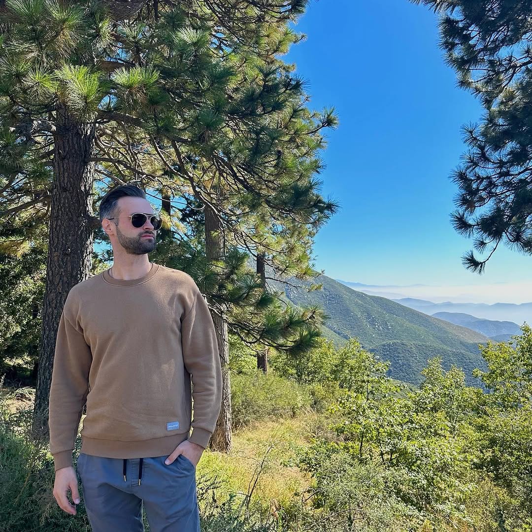 Post 5 by Valentine🇺🇦 "In God We Trust" on Instagram (image)