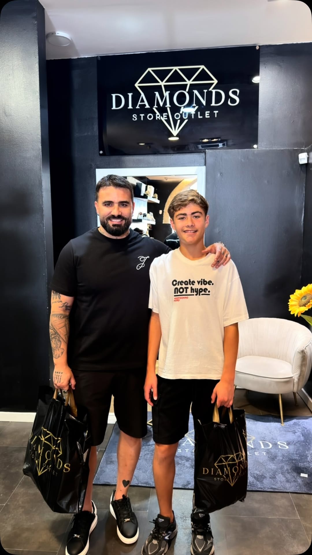Post 3 by Tutto Durán on Instagram (video)