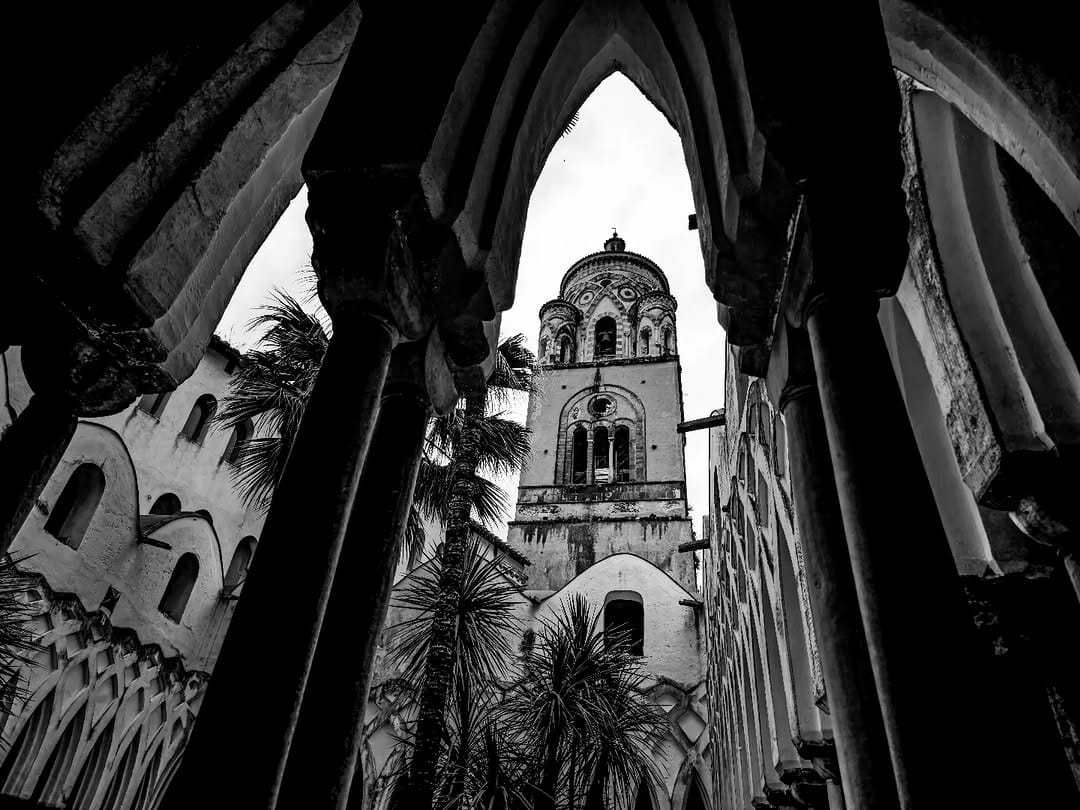 Post 6 by Antonella D'Amico on Instagram (image)