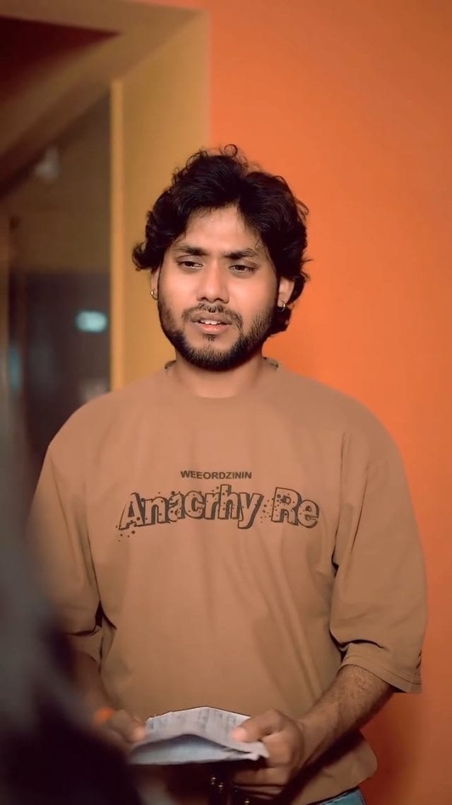 Post 3 by Vijay Bhagat on Instagram (video)