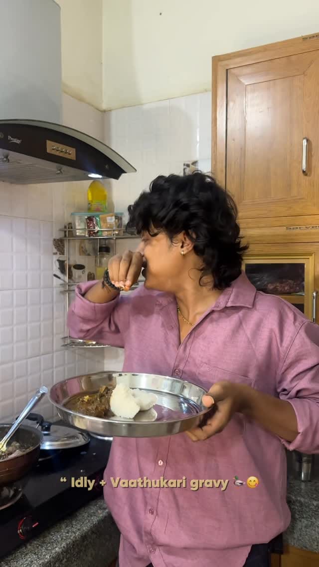 Post 4 by Karthik R on Instagram (video)