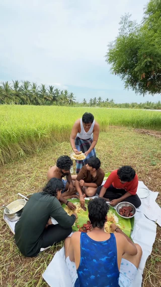 Post 8 by Karthik R on Instagram (video)