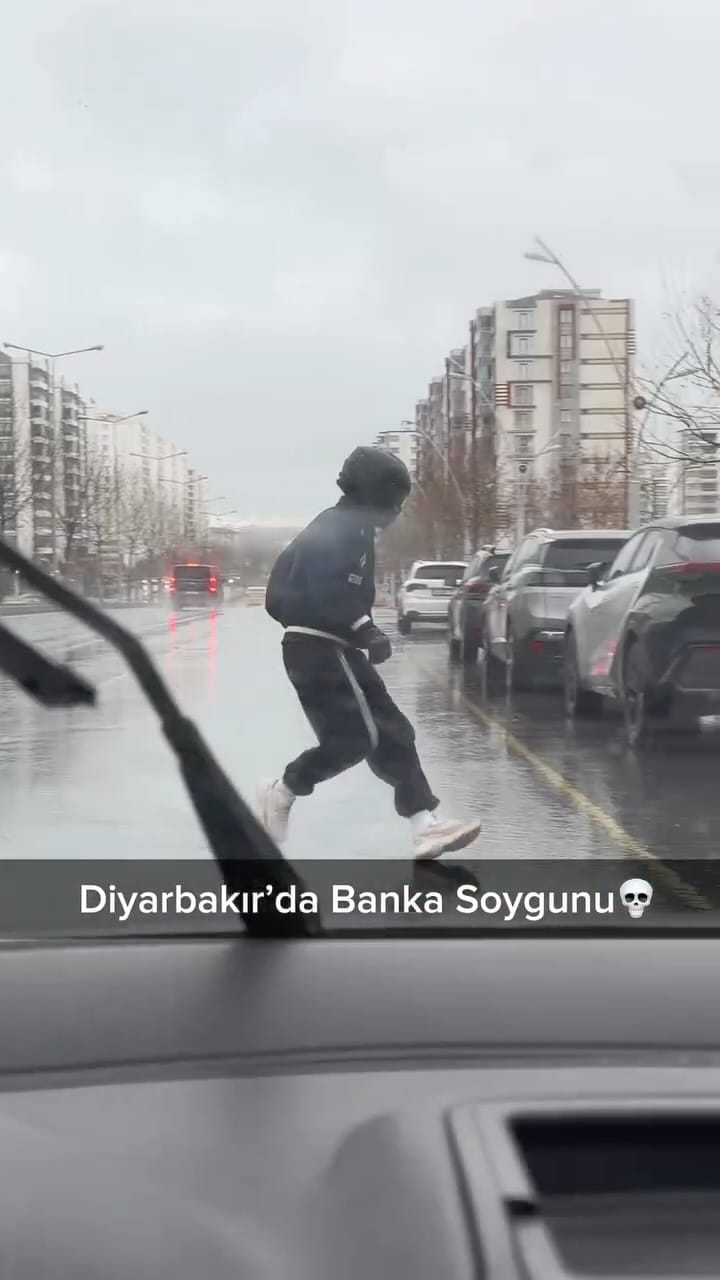 Post 6 by Baver Taş on Instagram (video)