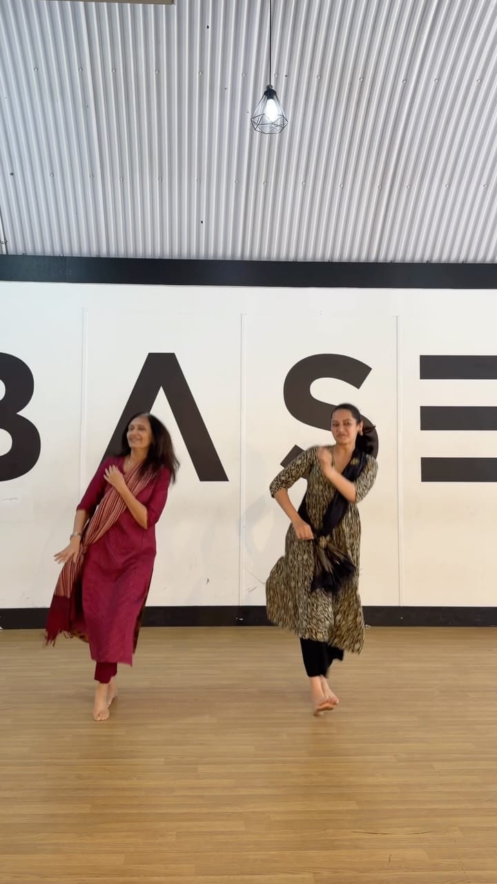 Post 3 by Suhani Dhanki Mody on Instagram (video)