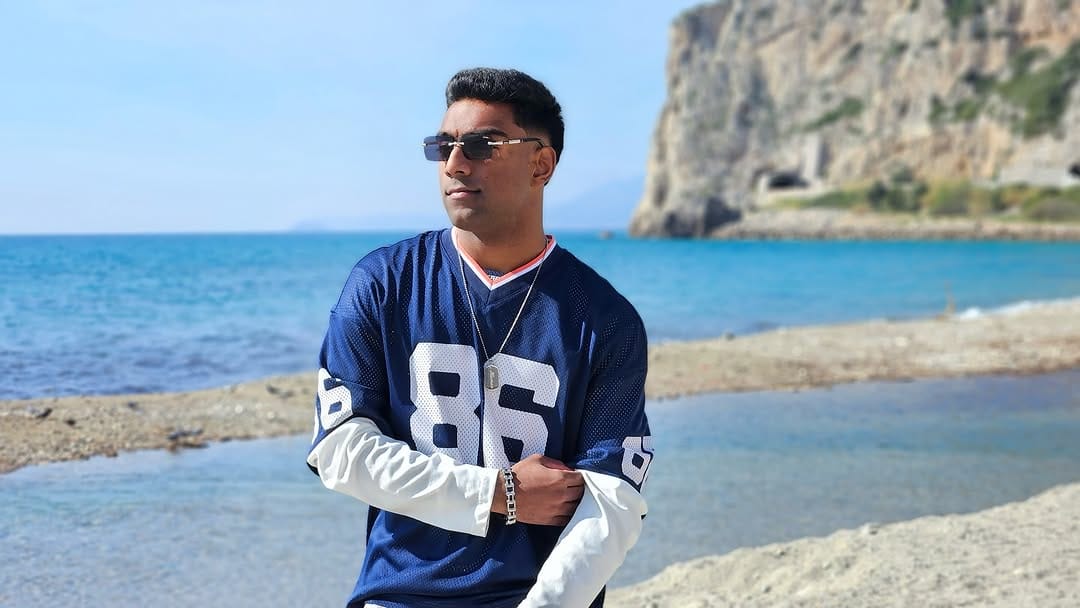 Post 8 by Hamza Shaikh on Instagram (image)