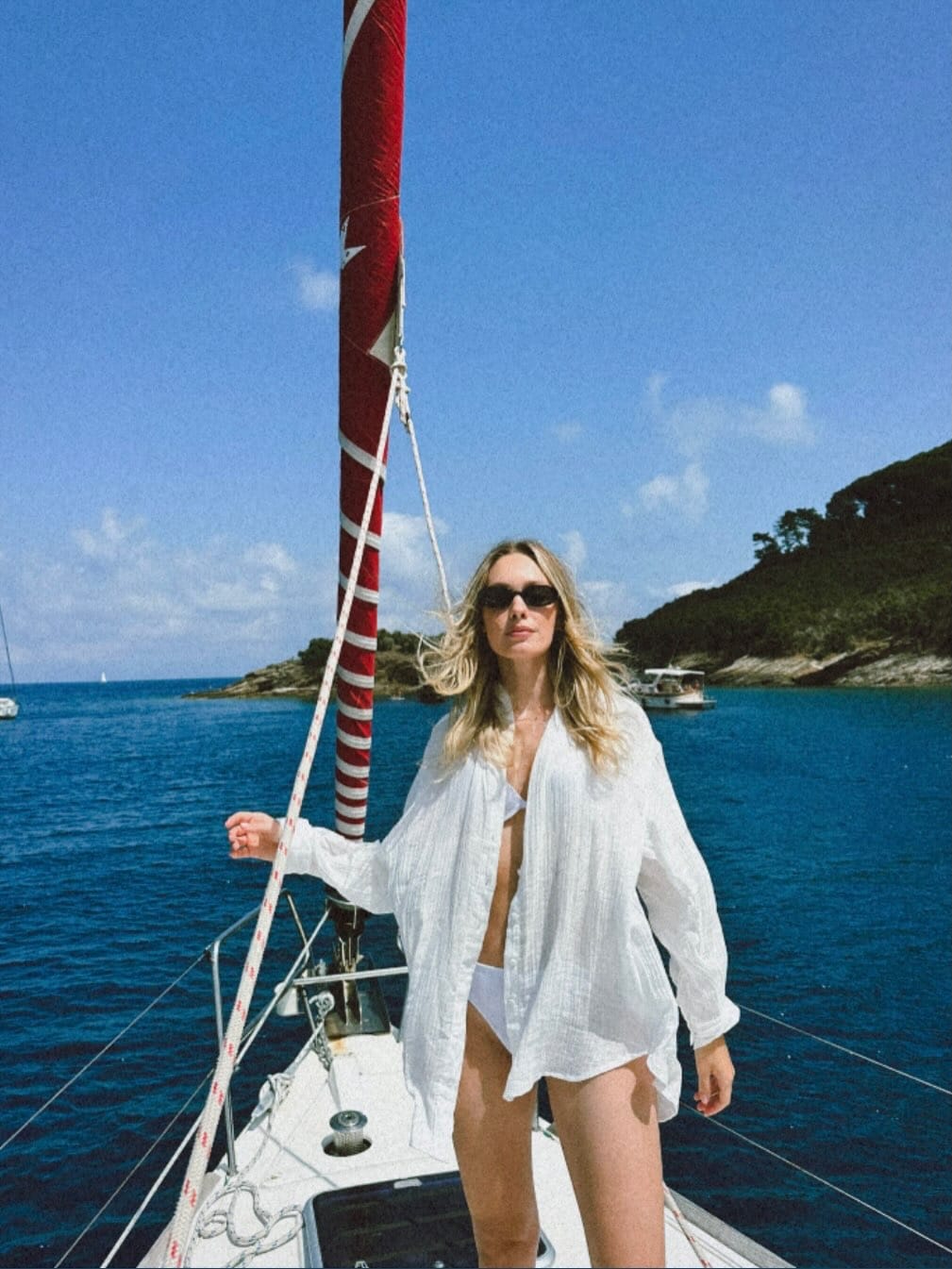 Post 1 by Catalina Ciocan on Instagram (carousel)