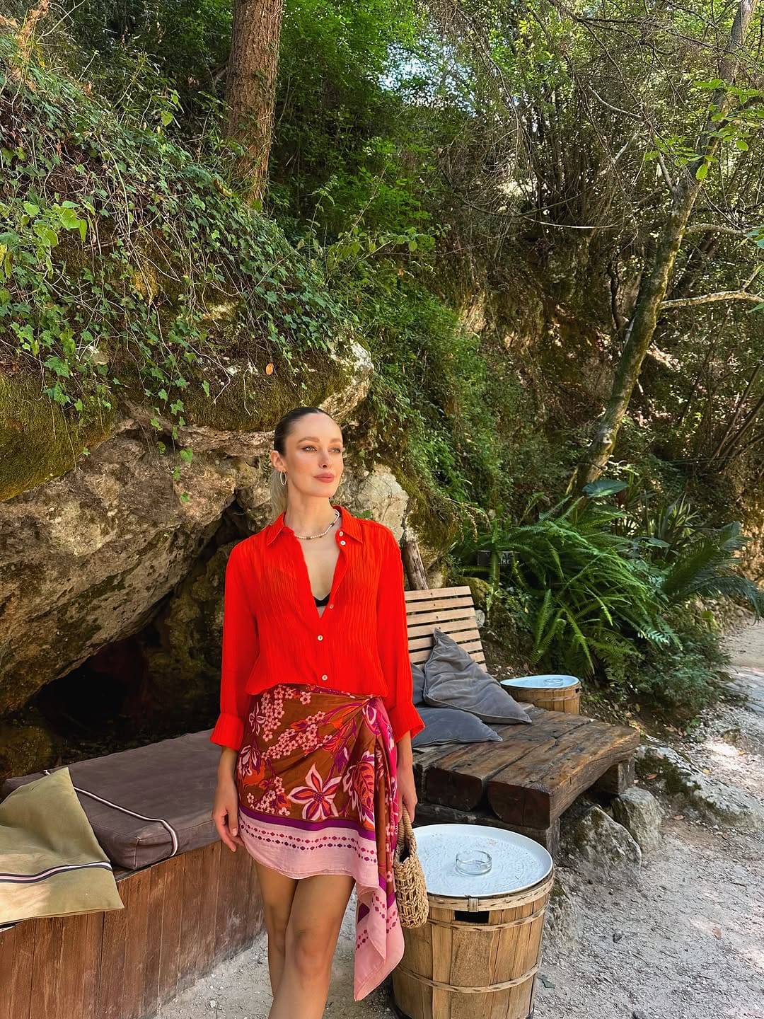Post 2 by Catalina Ciocan on Instagram (carousel)