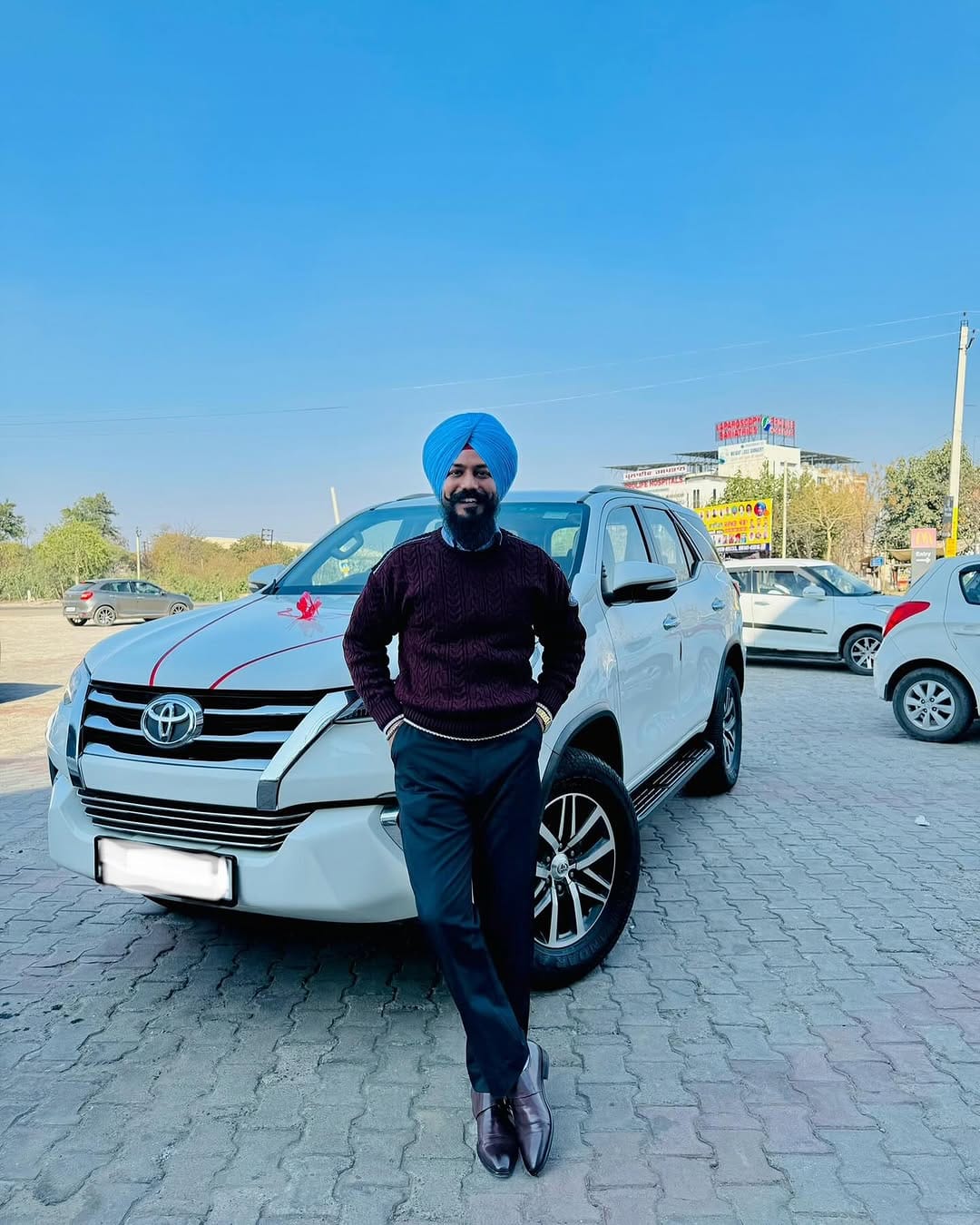 Post 10 by Kamalpreet singh on Instagram (carousel)