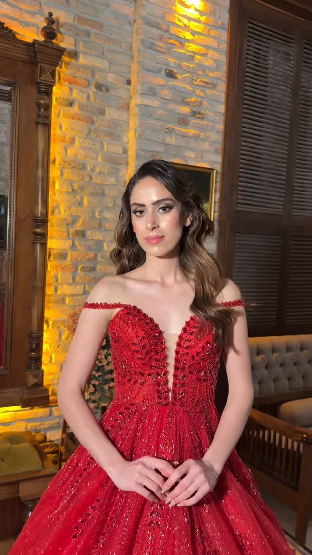 Post 4 by Hatay/Samandağ👰👗💍 Özden Duran on Instagram (video)