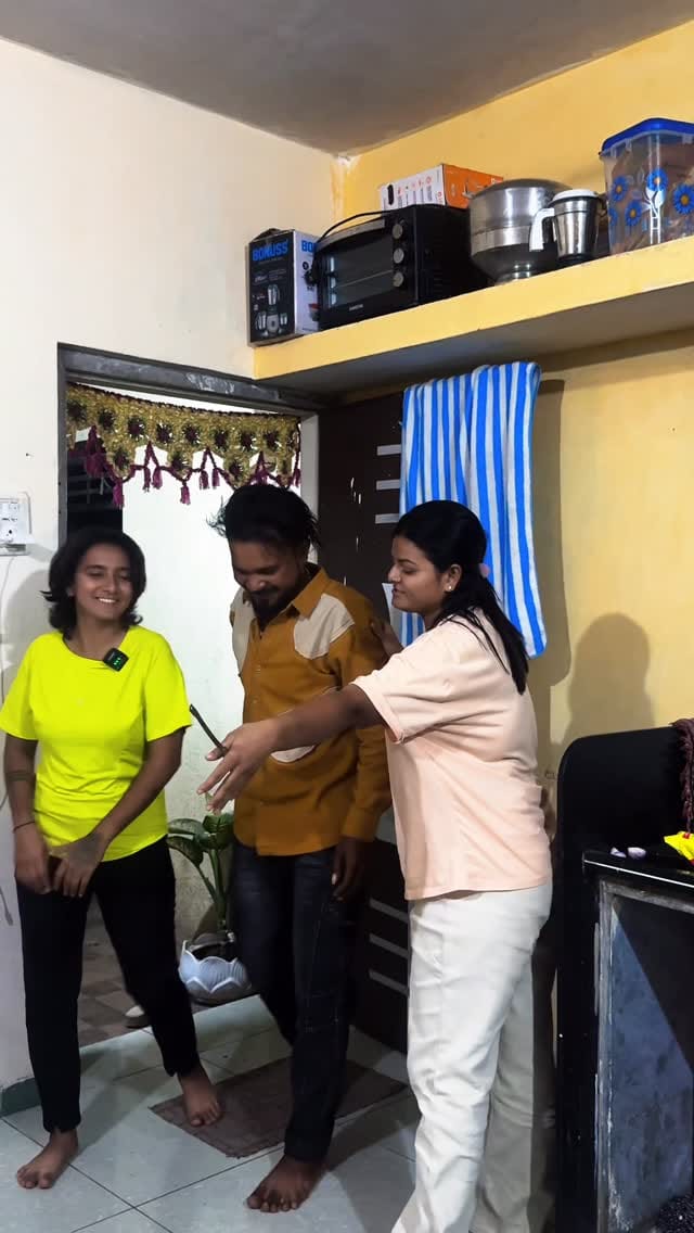 Post 7 by _𝐌ᗴ𝐁 乃𝔥α_ on Instagram (video)