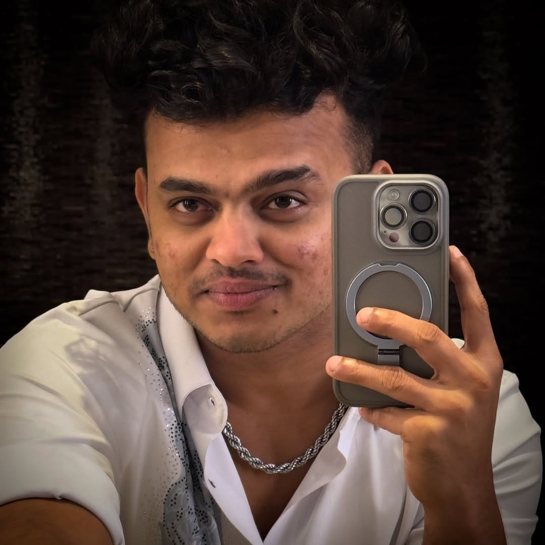 Post 9 by Sanket Gaonkar on Instagram (carousel)