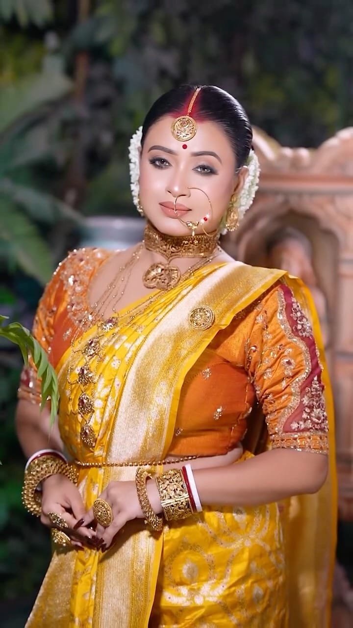 Post 4 by ISHITA MISHRA on Instagram (video)