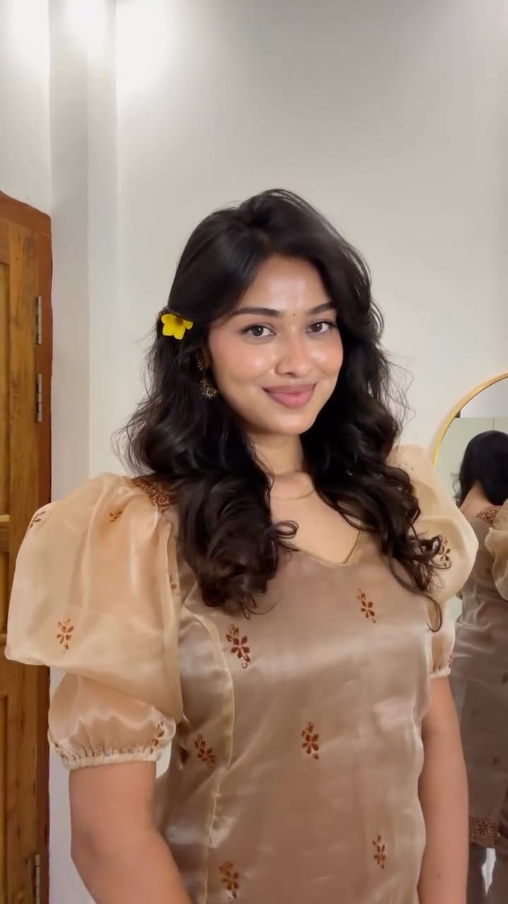 Post 2 by ʀᴀᴊɴᴀɴᴅɪɴɪ ᴅᴇʏ on Instagram (video)
