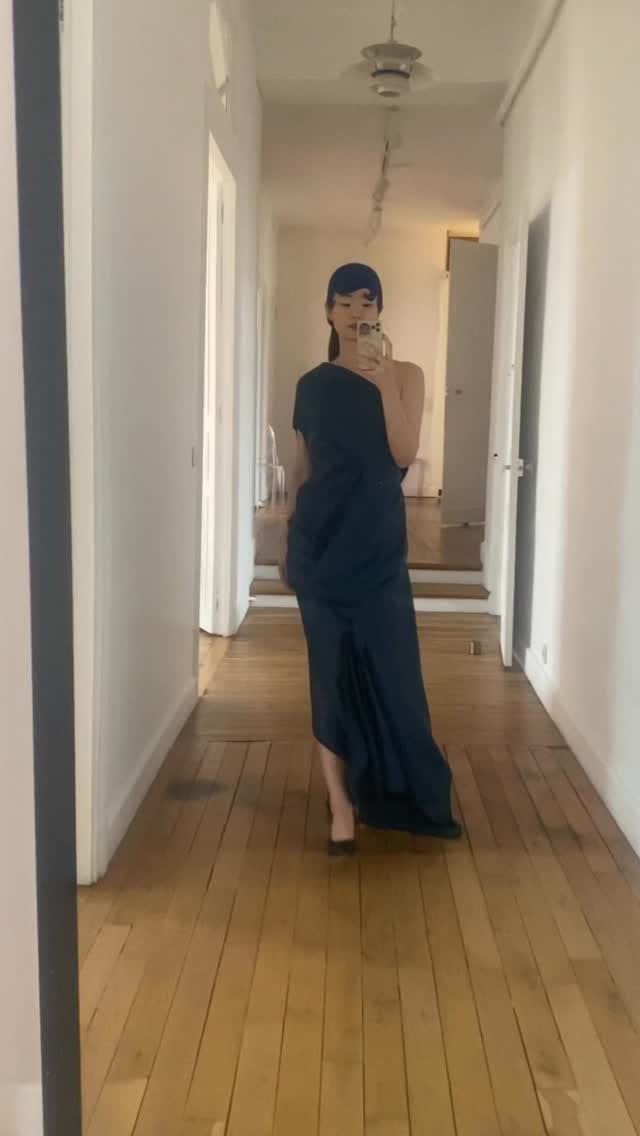 Post 4 by 𝐌𝐈𝐇𝐎🇯🇵 | in Paris on Instagram (video)