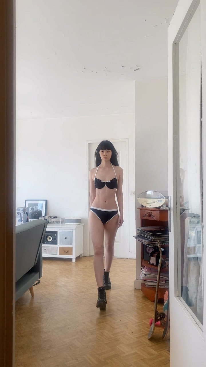 Post 10 by 𝐌𝐈𝐇𝐎🇯🇵 | in Paris on Instagram (video)