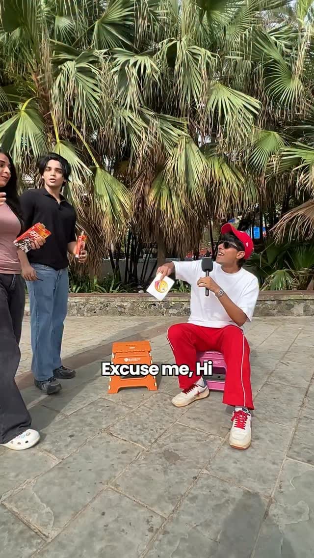 Post 2 by Divya Fofani on Instagram (video)