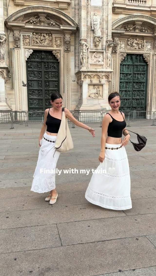 Post 3 by Clizia on Instagram (video)
