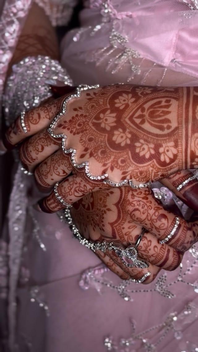 Post 9 by Khushbu Dua | Bridal Make-up Artist | Delhi 💄 on Instagram (video)
