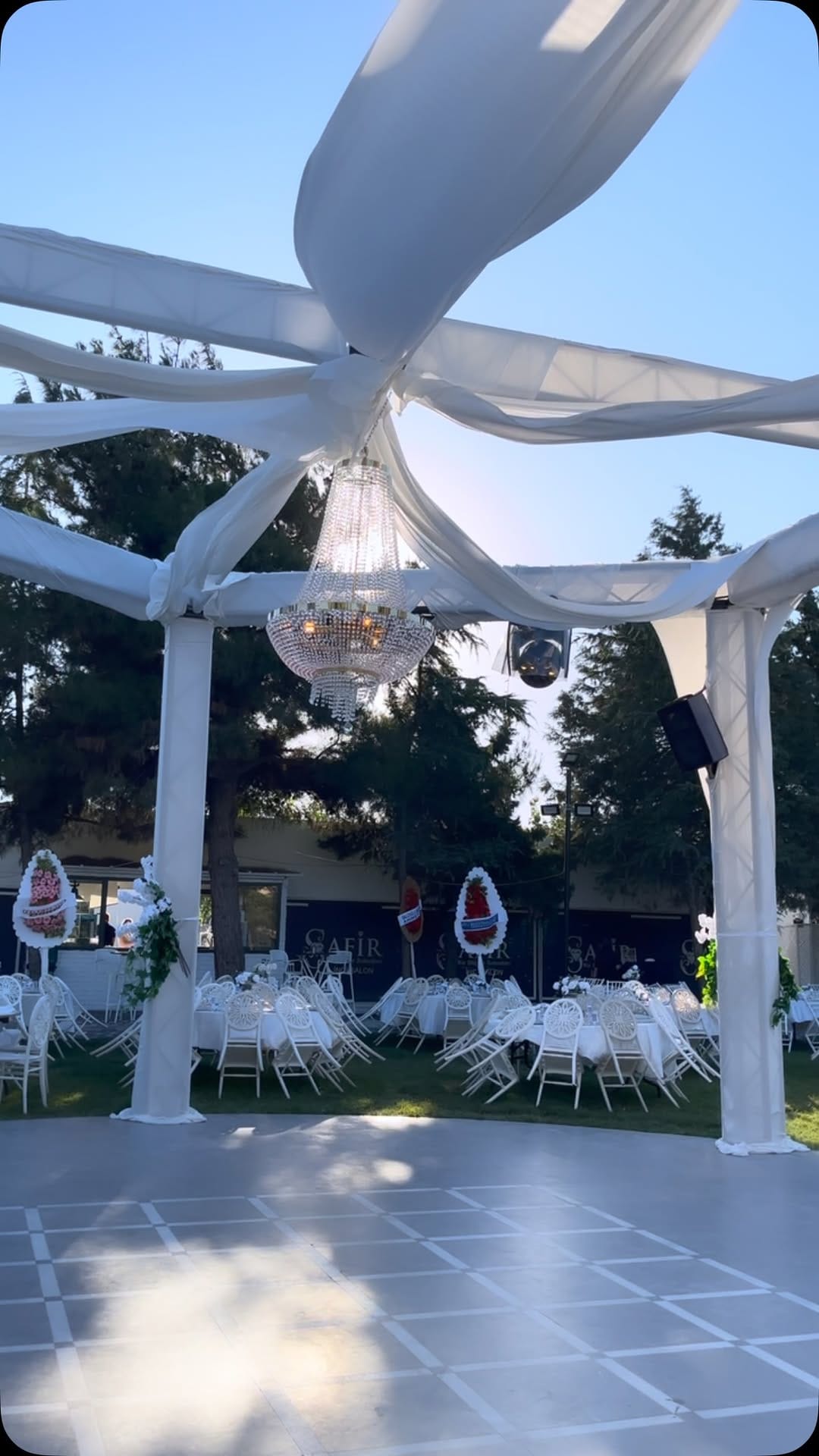 Post 3 by Sinem Haney on Instagram (video)