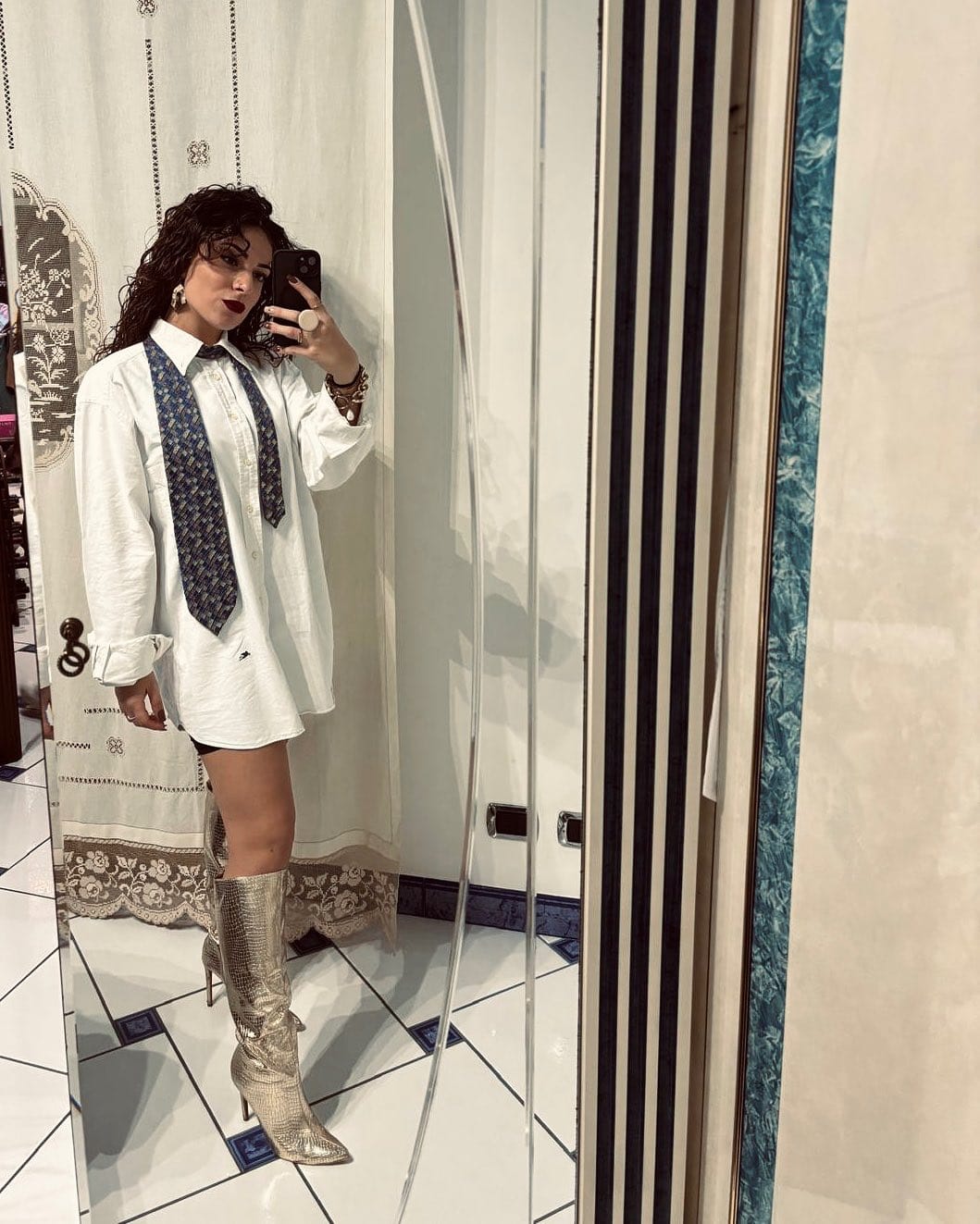 Post 10 by 🎀 𝙲𝚊𝚛𝚕𝚘𝚝𝚝𝚊 on Instagram (carousel)