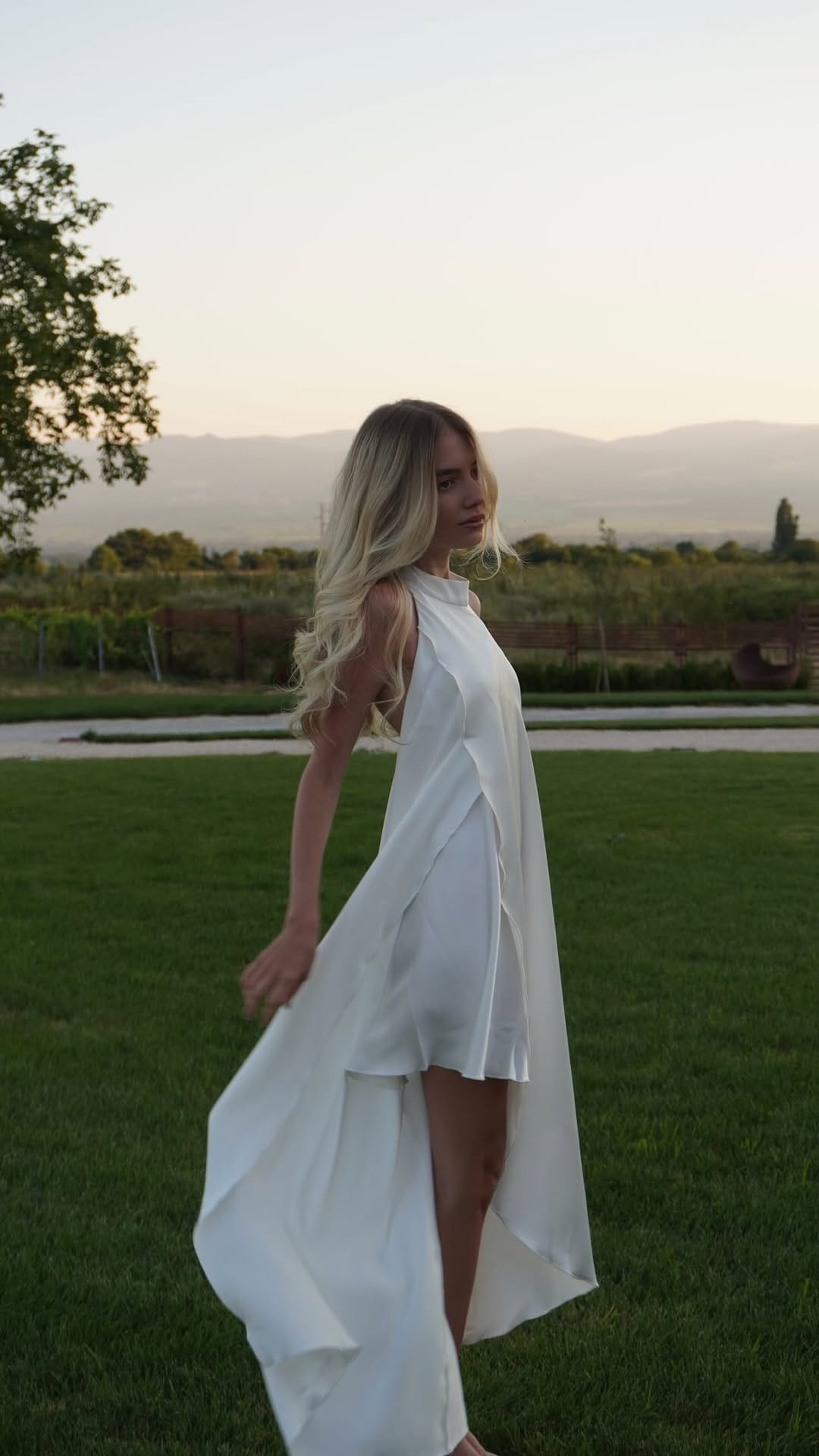 Post 3 by MARIA on Instagram (video)