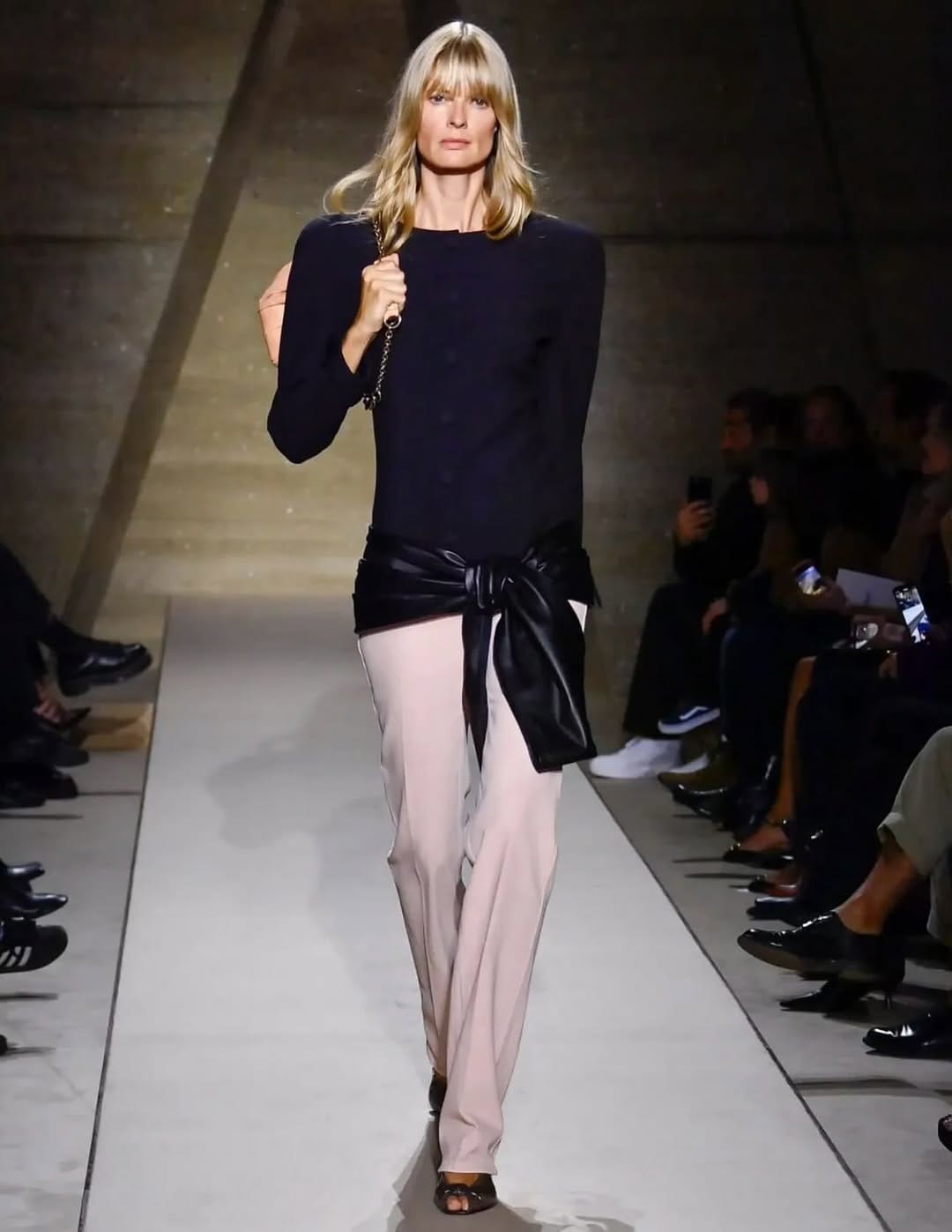 Post 9 by Julia Stegner on Instagram (carousel)