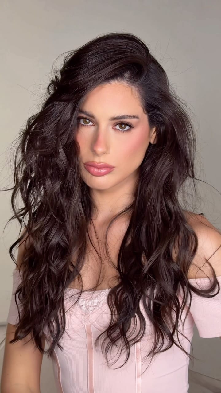 Post 3 by SOFIA SANTOS on Instagram (video)