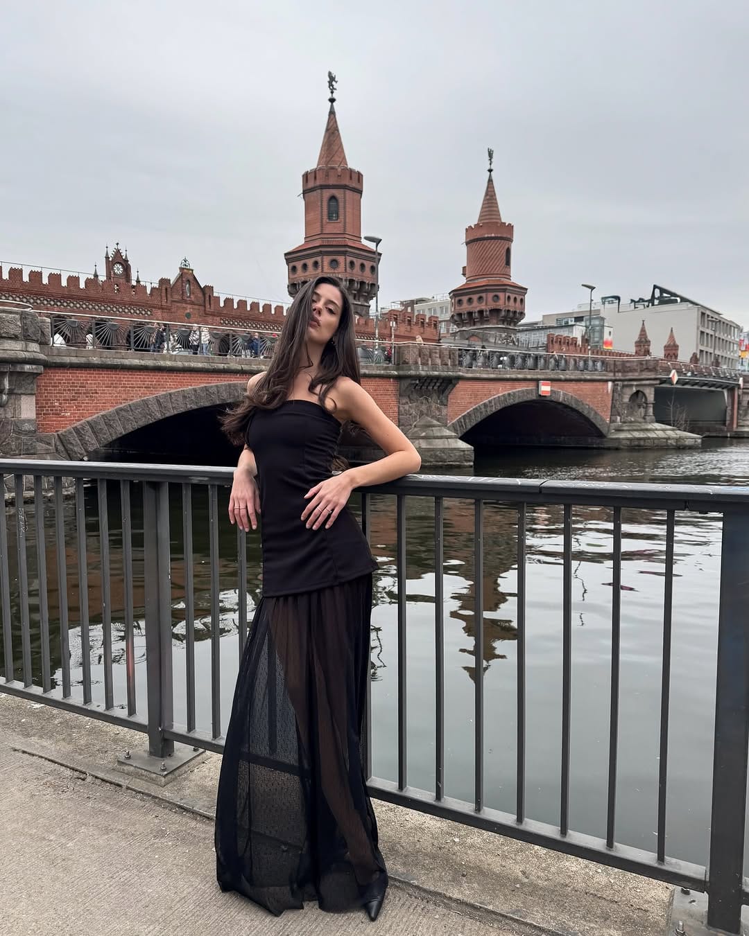 Post 8 by SOFIA SANTOS on Instagram (carousel)
