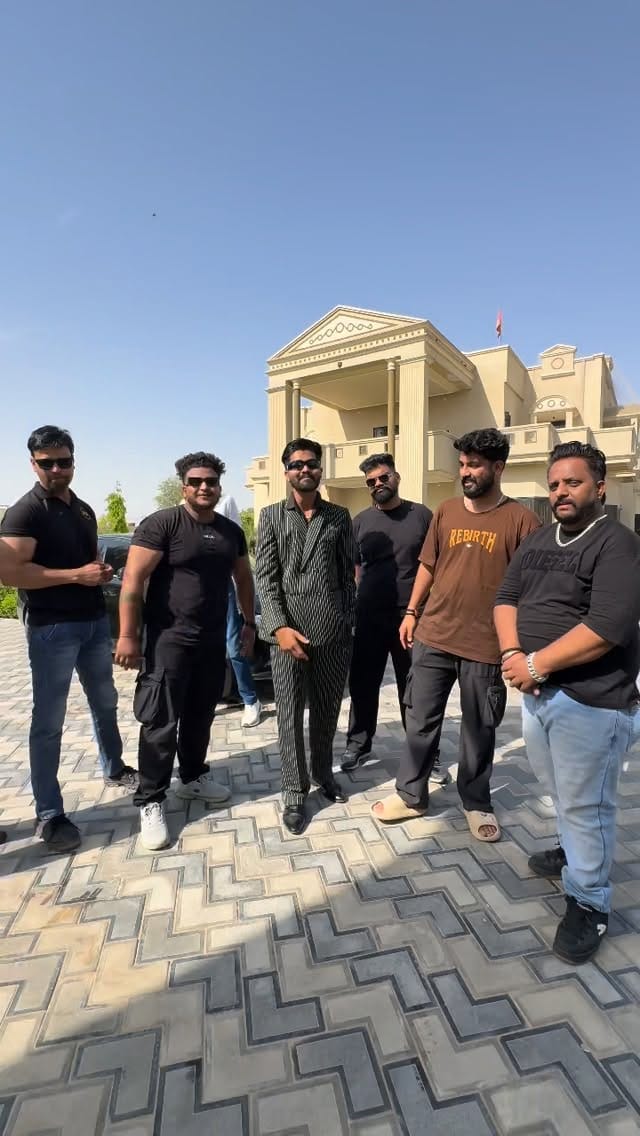Post 6 by DEEPAK PAREEK on Instagram (video)