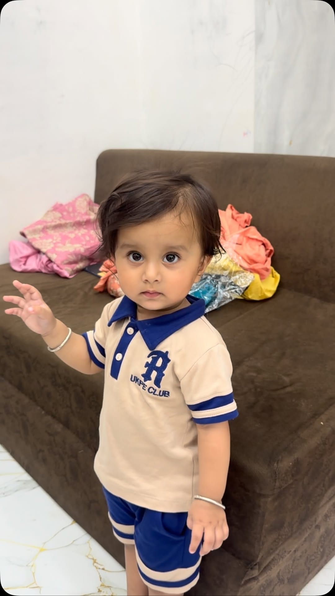 Post 2 by Simmi Kaur on Instagram (video)