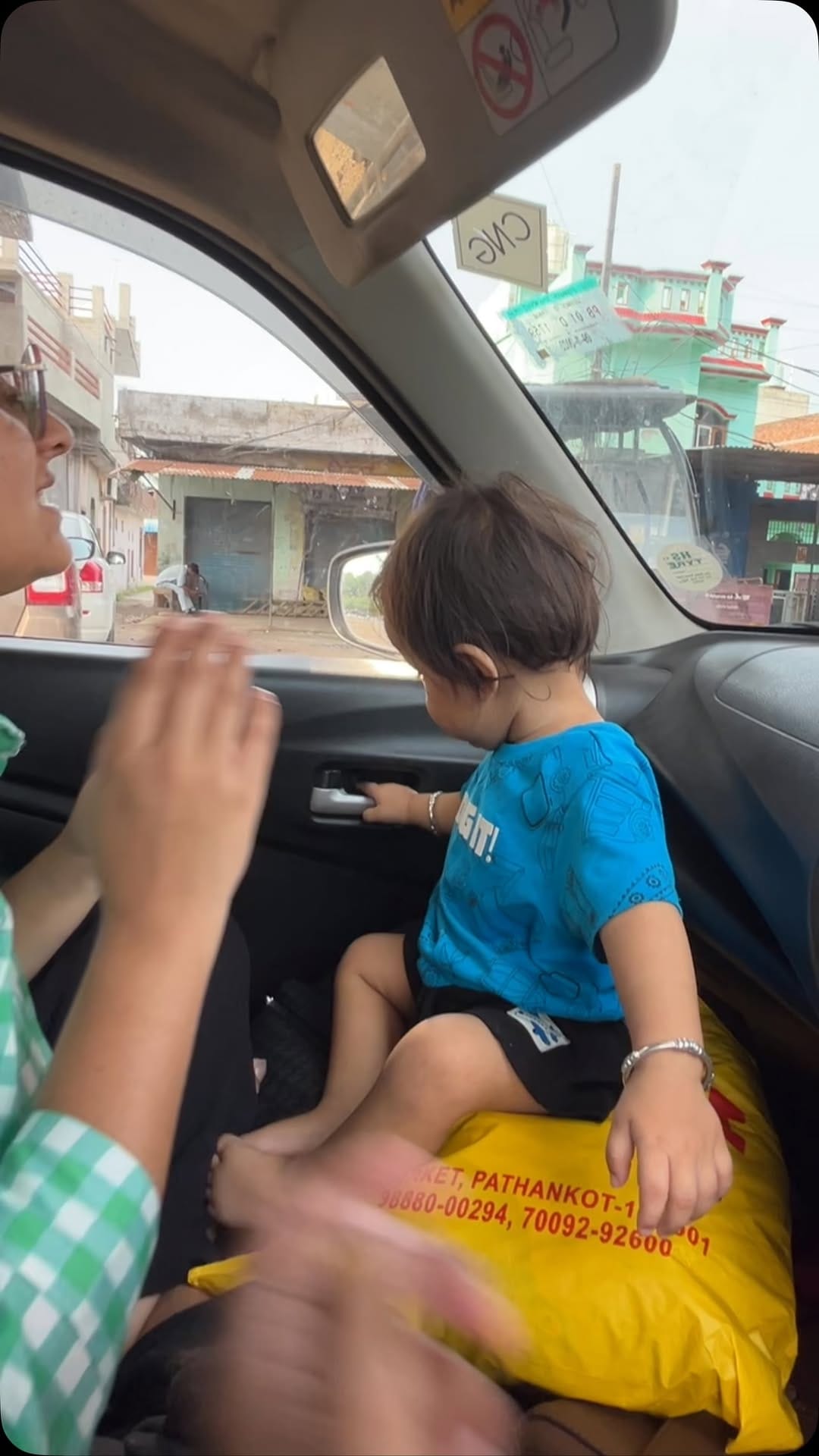 Post 10 by Simmi Kaur on Instagram (video)