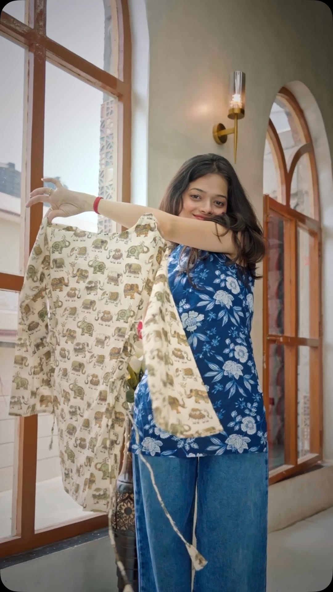 Post 1 by Yashika Agrawal on Instagram (video)