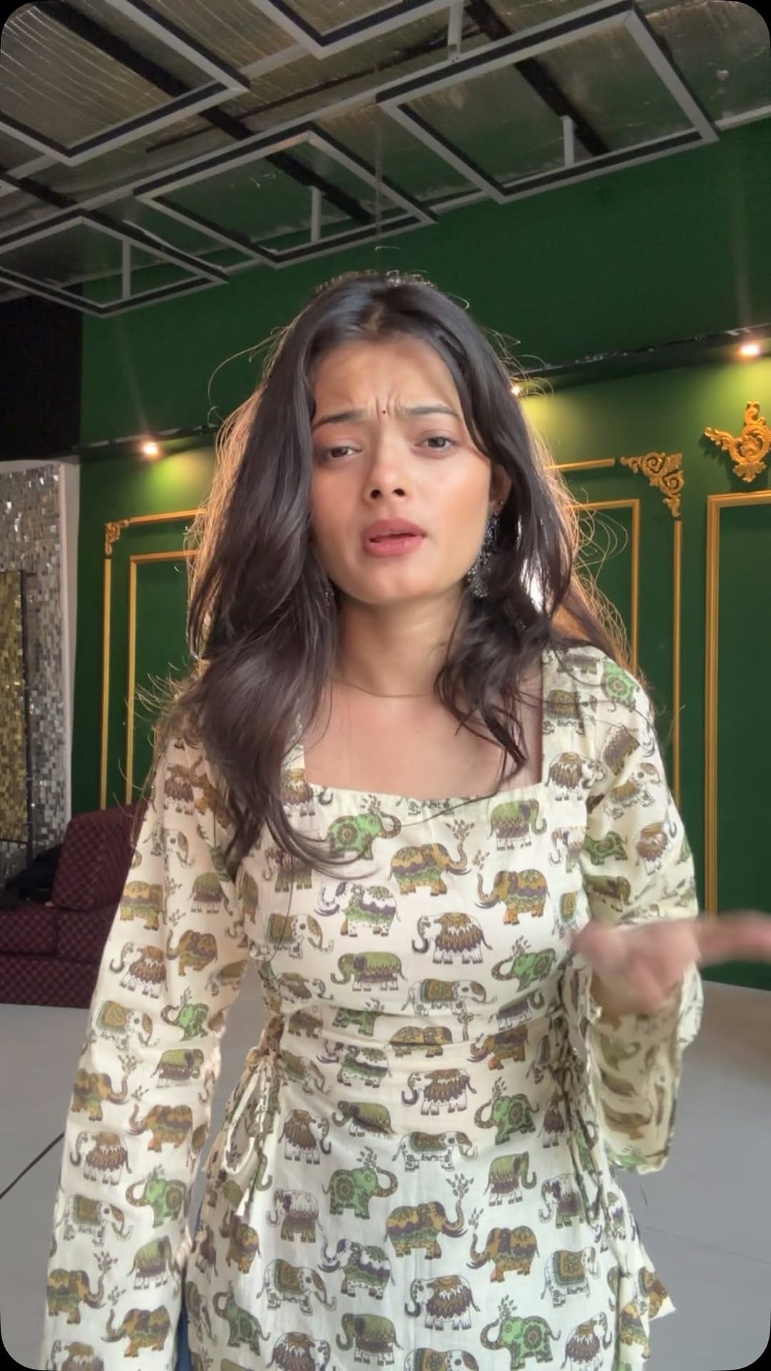 Post 3 by Yashika Agrawal on Instagram (video)