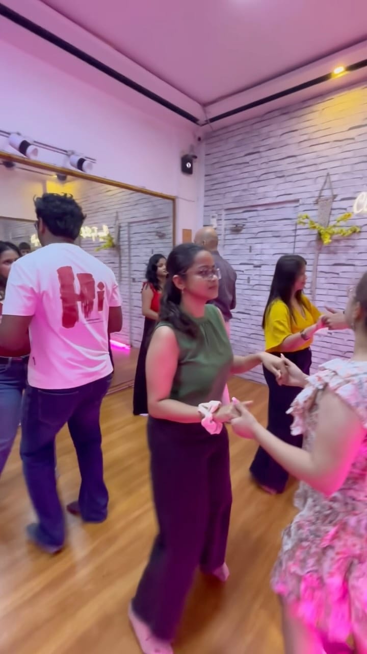 Post 7 by Aruni Purwar - Banker to Musician to Dance Teacher!! on Instagram (video)