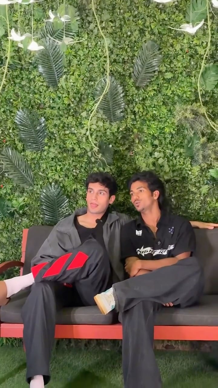 Post 3 by Vaibhav Dixit on Instagram (video)