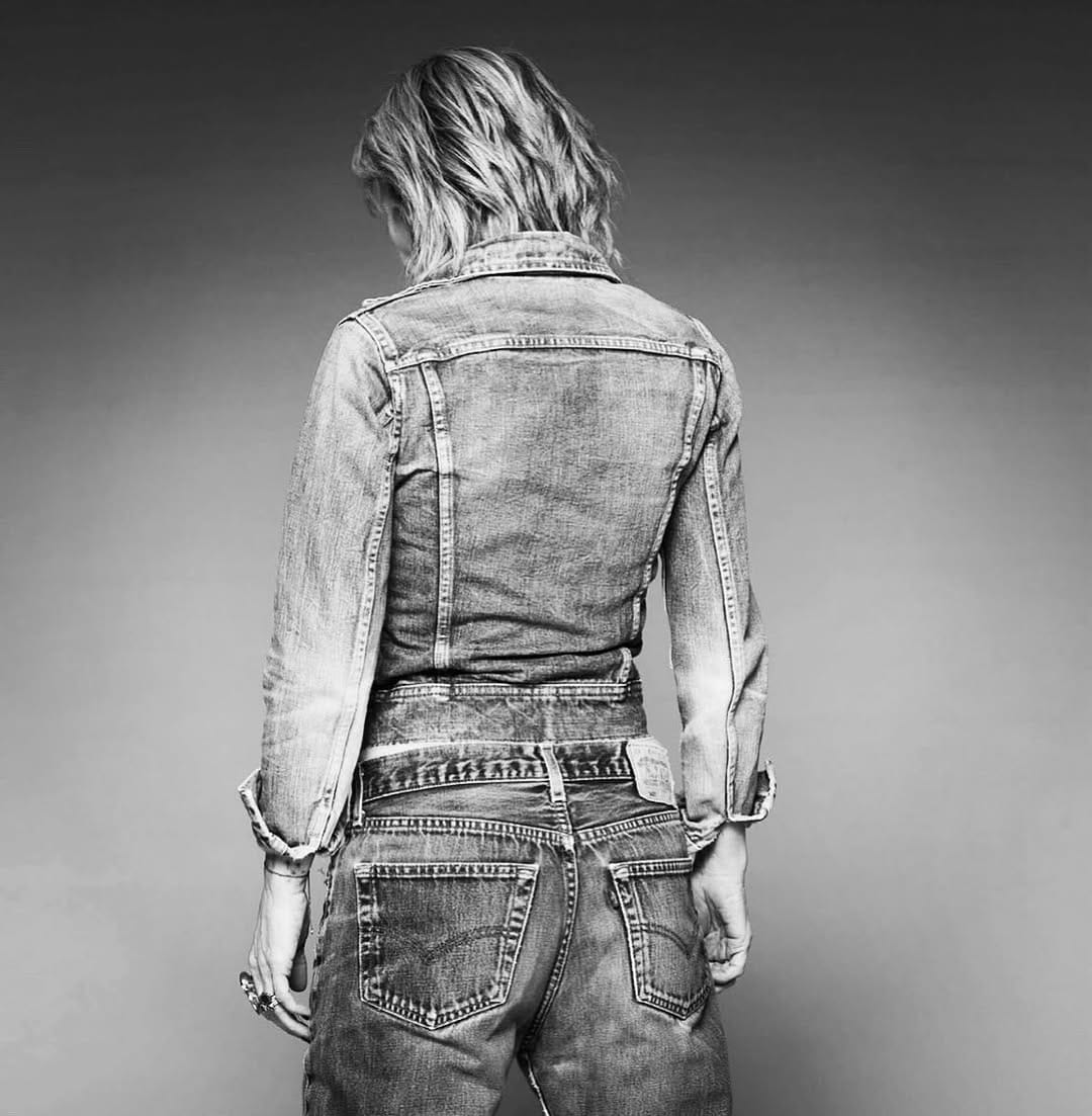 Post 5 by Patricia Kaas on Instagram (image)