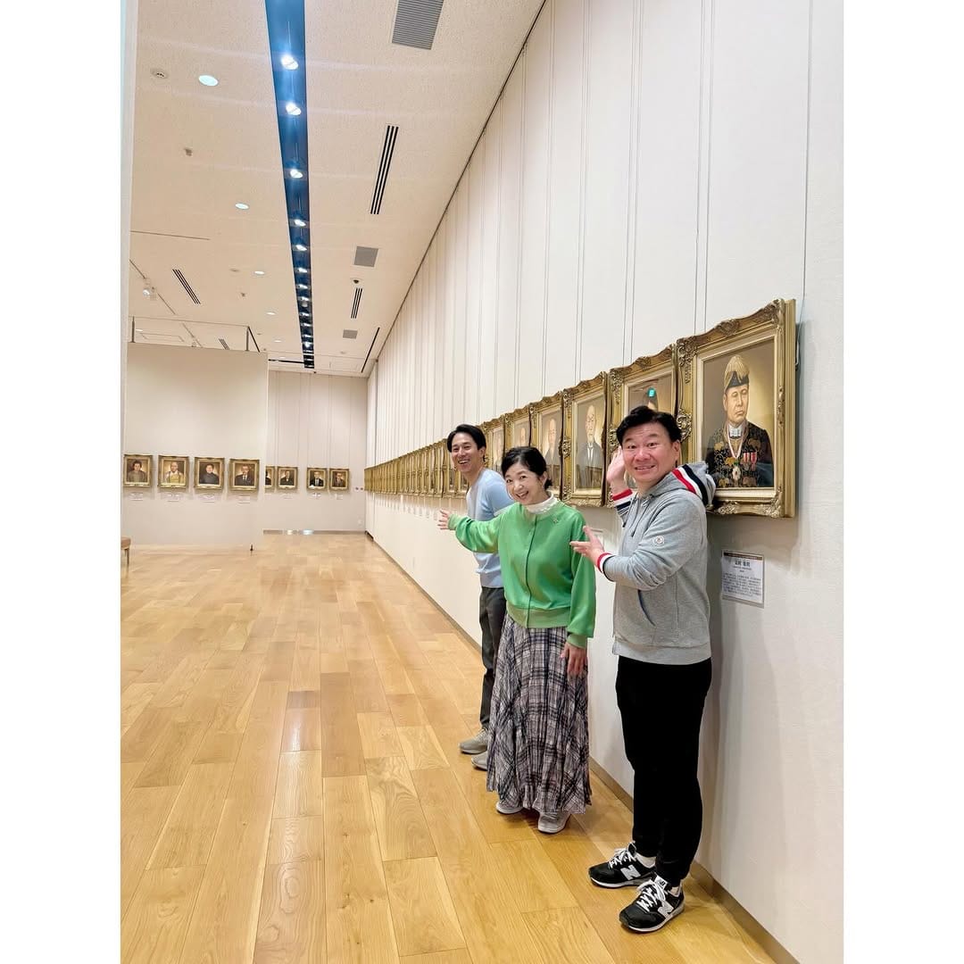 Post 8 by 宮崎美子 on Instagram (carousel)