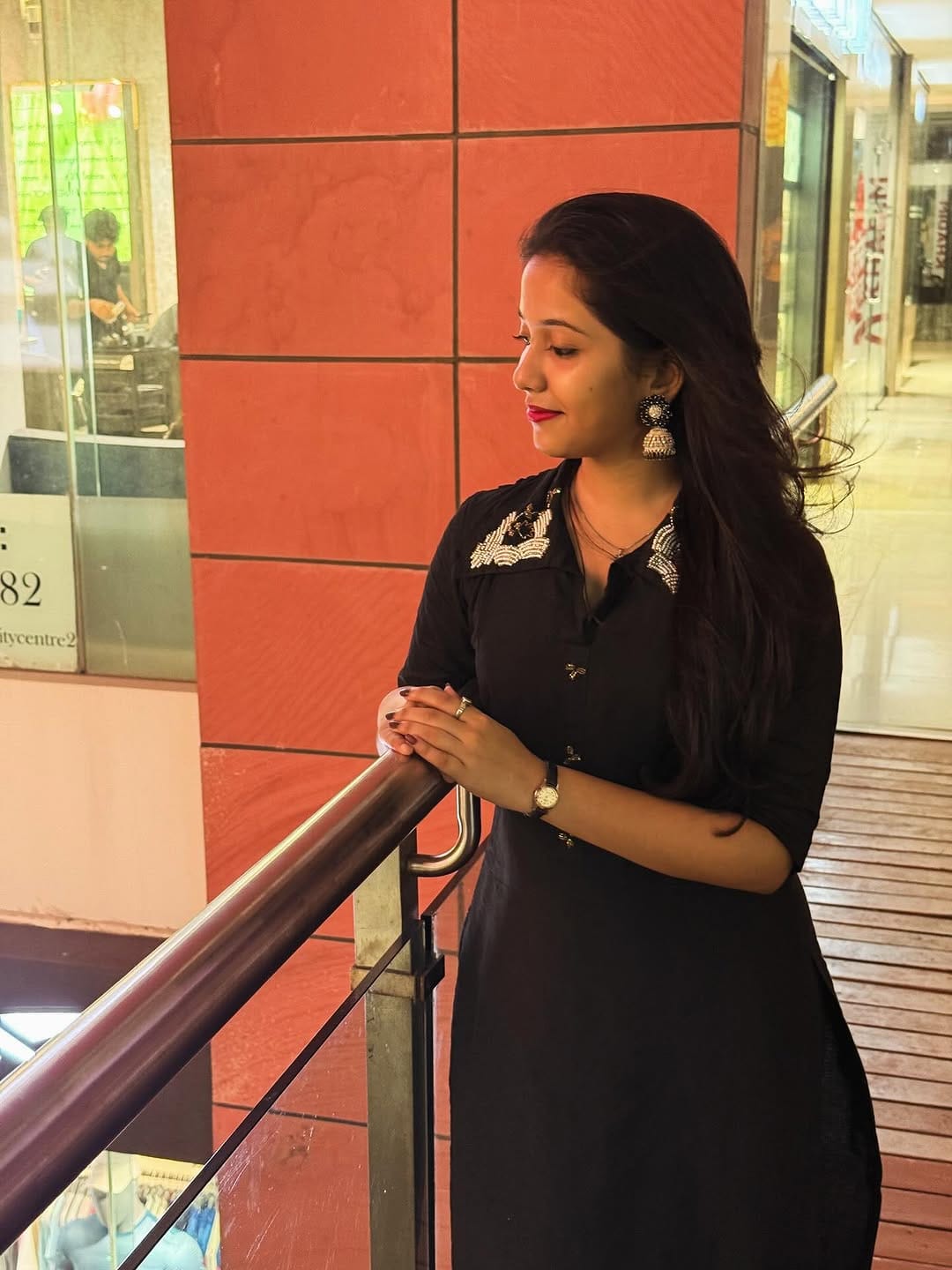 Post 9 by Farheen Sheikh on Instagram (carousel)
