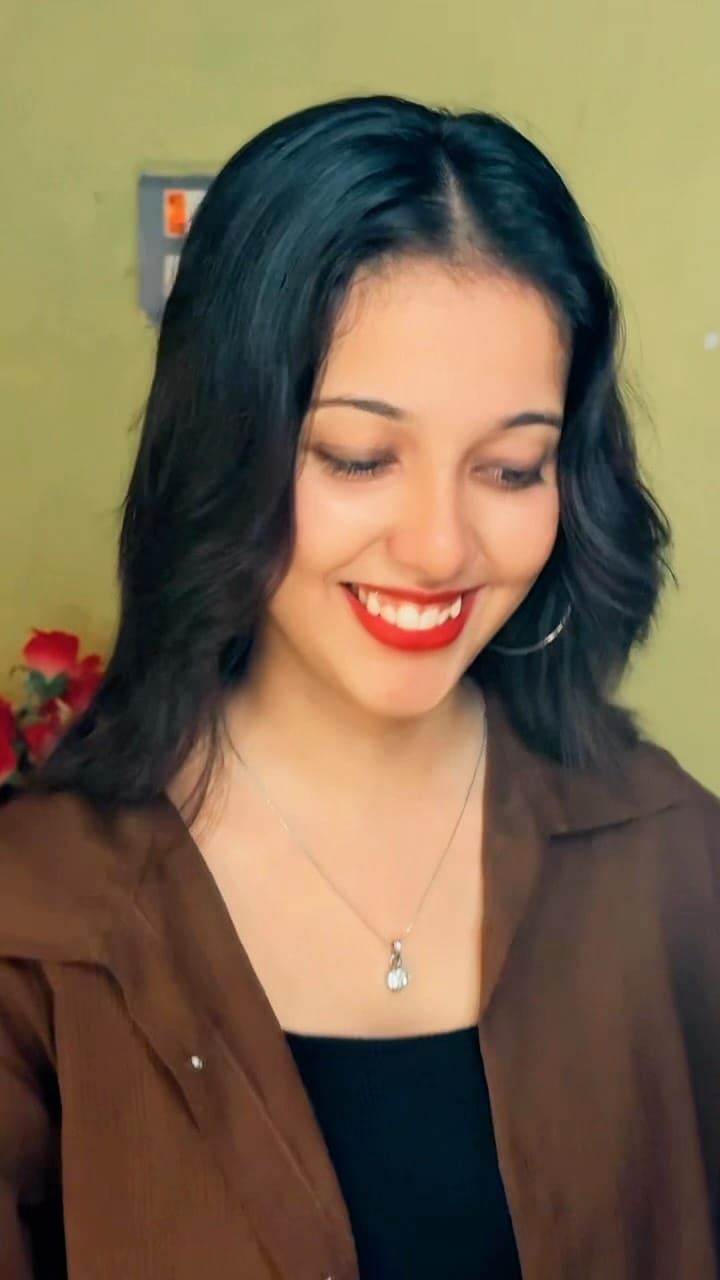 Post 2 by Farheen Sheikh on Instagram (video)