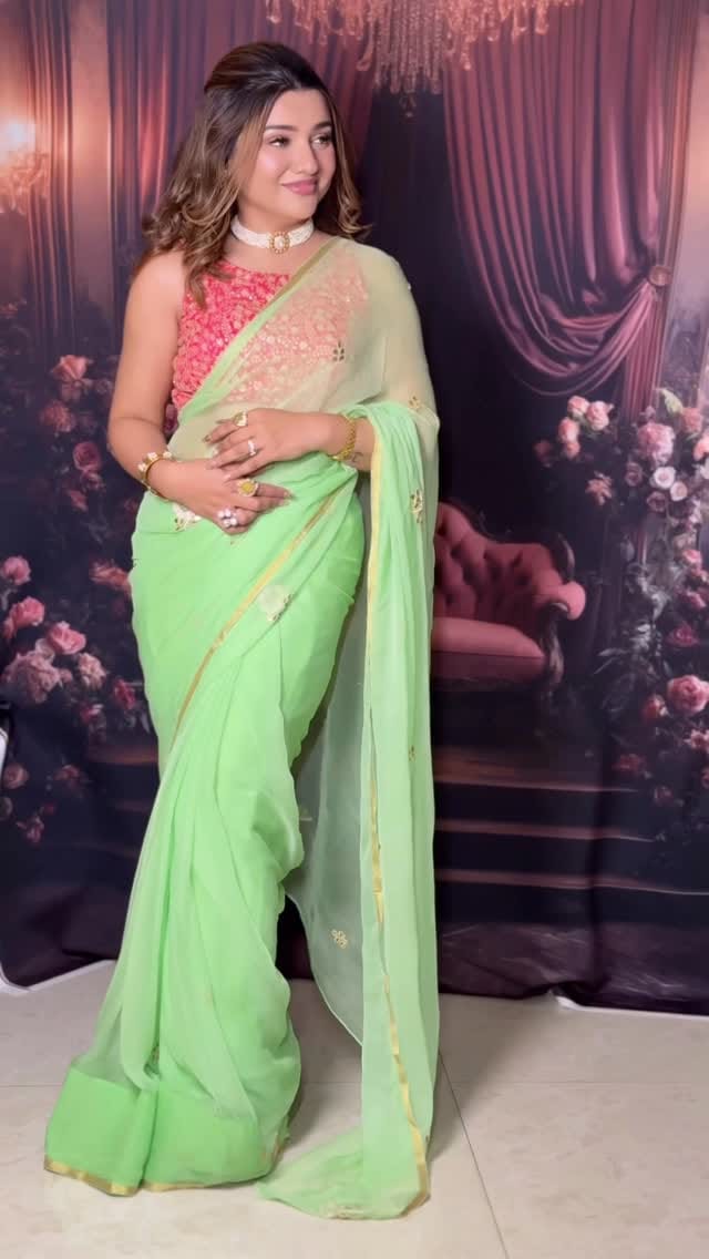 Post 9 by Khyati Chauhan| Bridal Makeup Artist on Instagram (video)