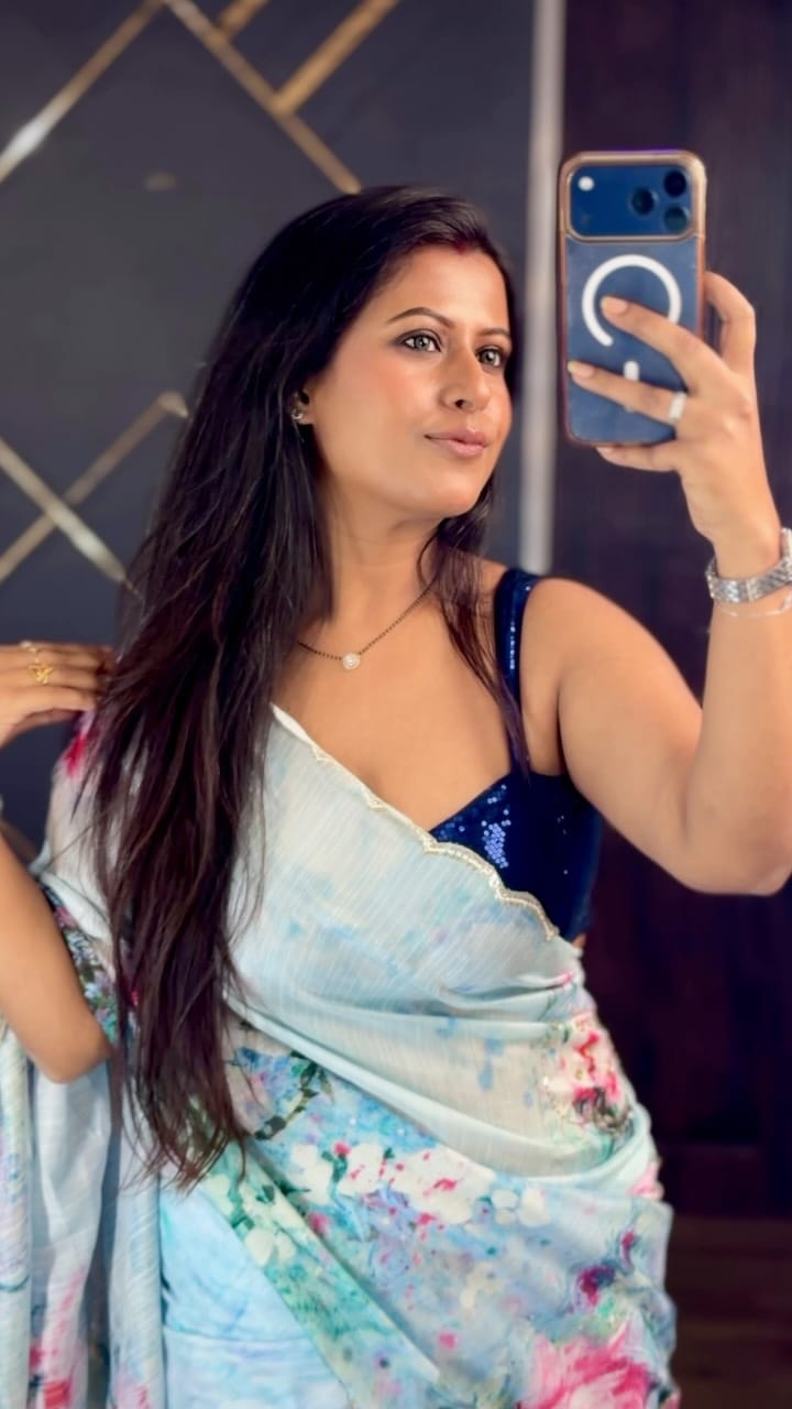 Post 5 by Lipi pal Bhowal on Instagram (video)