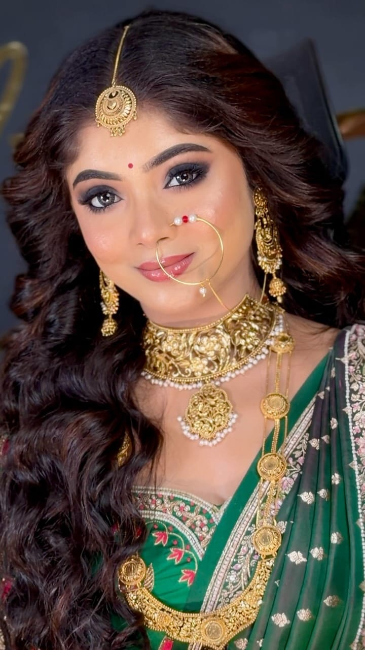Post 4 by Lipi pal Bhowal on Instagram (video)