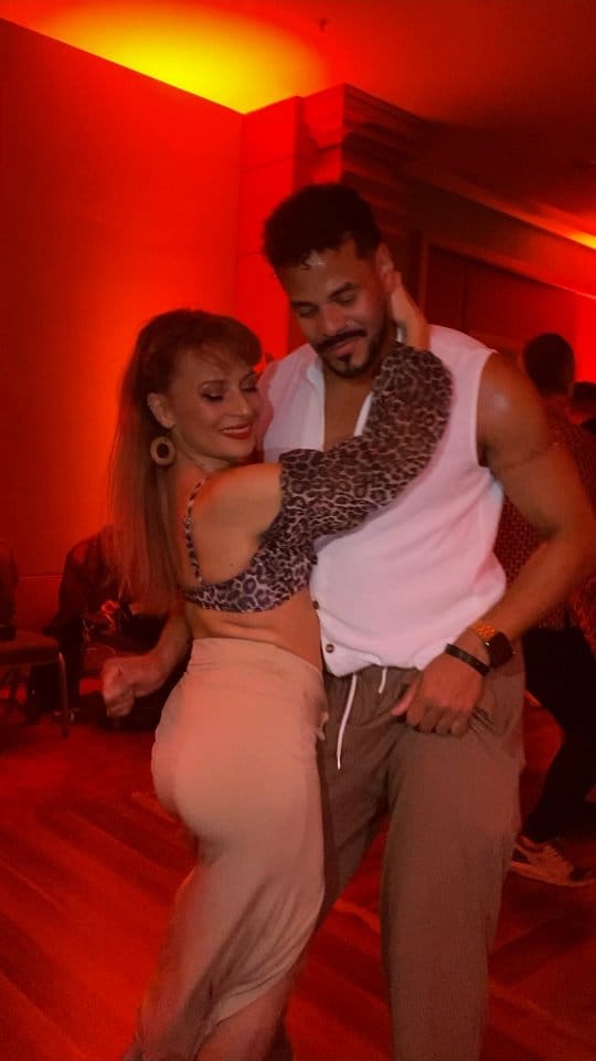 Post 1 by istanbul Social Dance Marathon on Instagram (video)