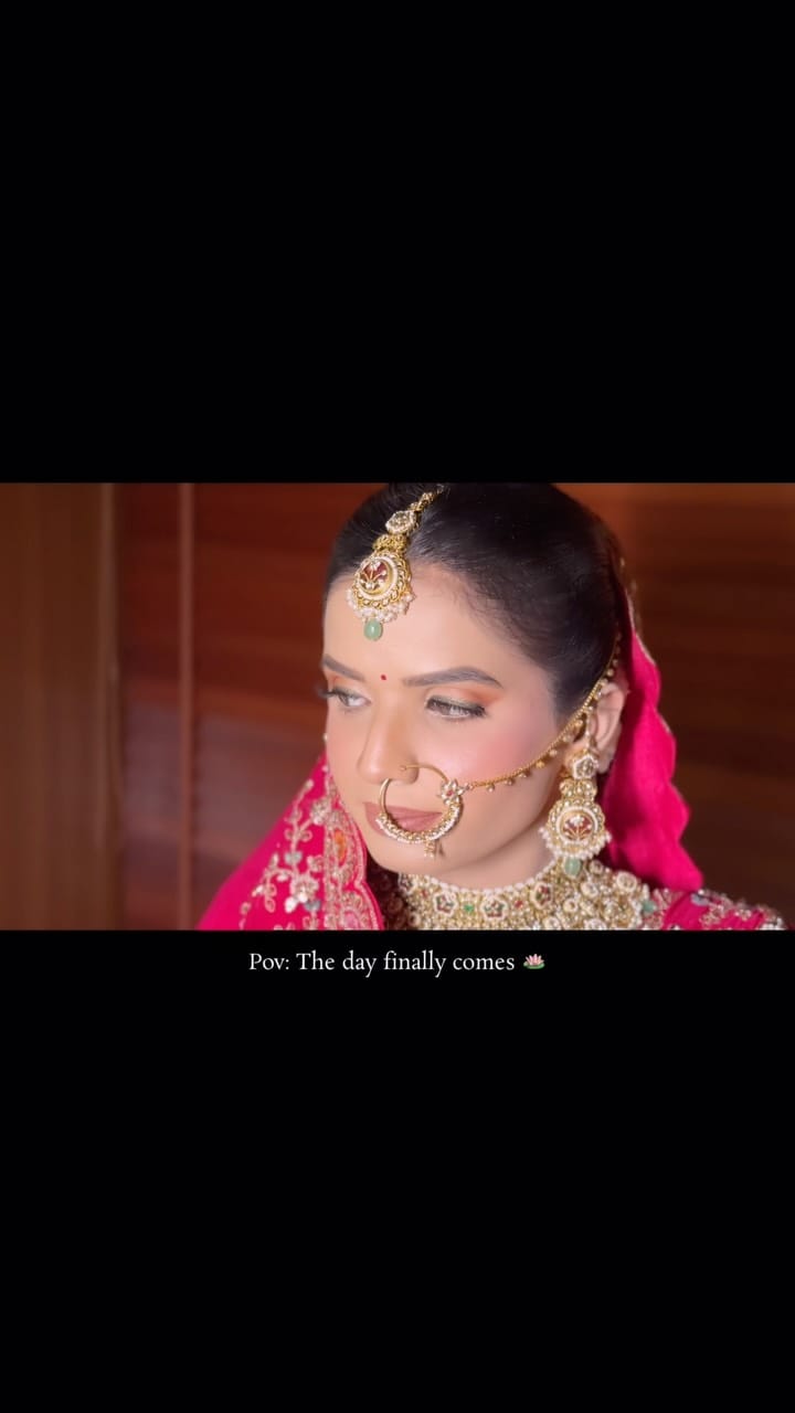 Post 2 by Tusha Arora on Instagram (video)