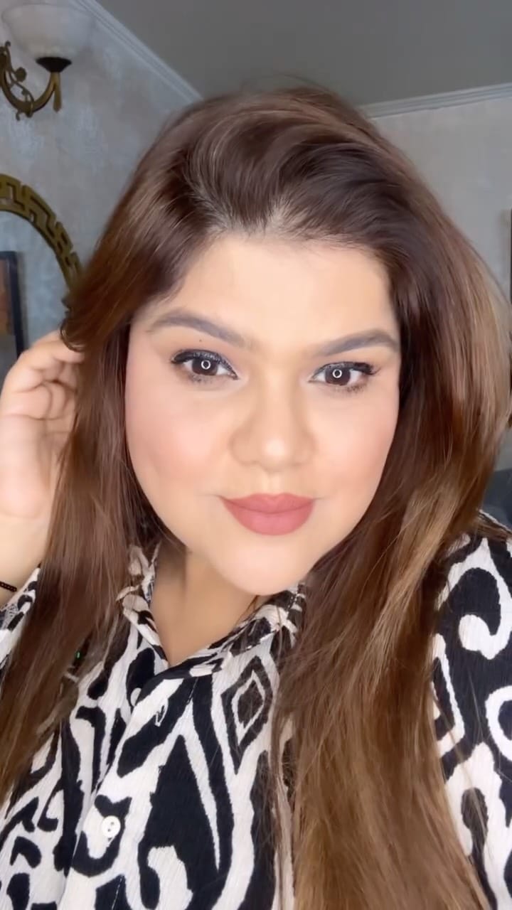 Post 3 by Tusha Arora on Instagram (video)
