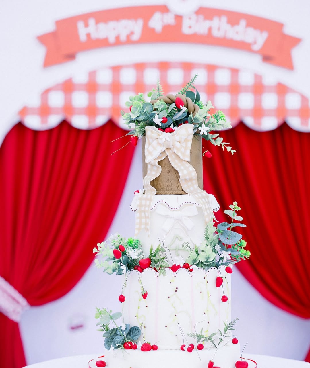 Post 3 by @elifdesigns on Instagram (carousel)