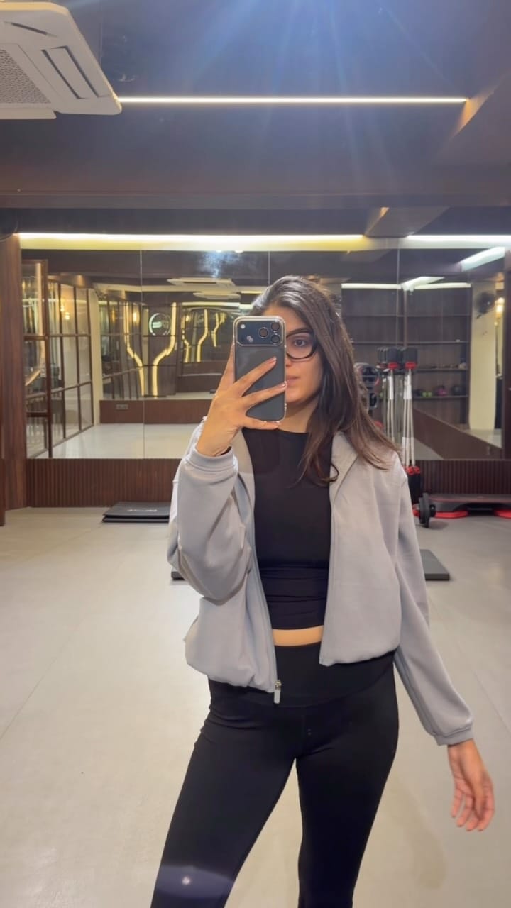 Post 2 by Gunjan Gulati on Instagram (video)