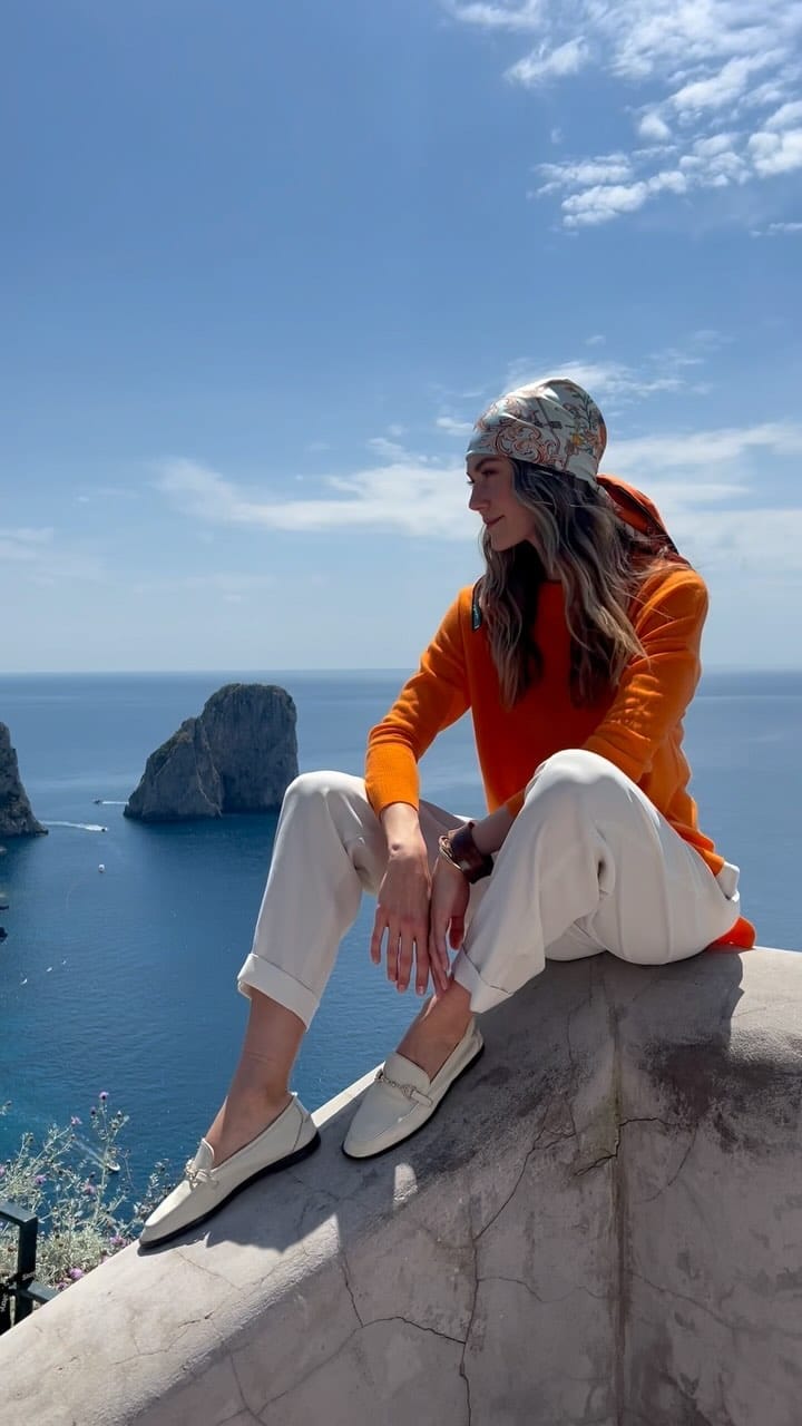 Post 9 by Kinga Rajman on Instagram (video)